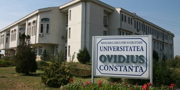 L’Université de Médecine et de Pharmacie Constanta (anglais)